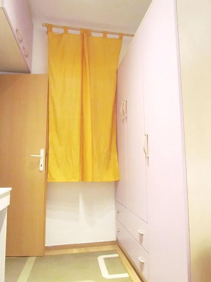 Center Studio Apartment Pula