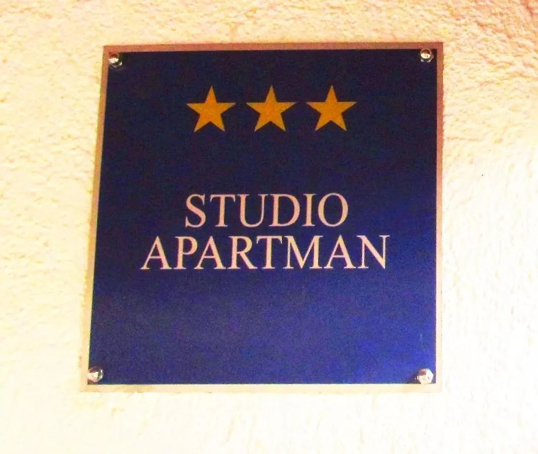 Center Studio Apartment Pula