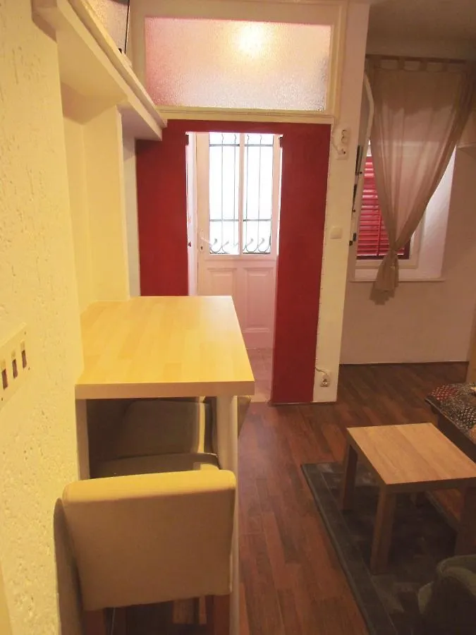 Center Studio Apartment Pula